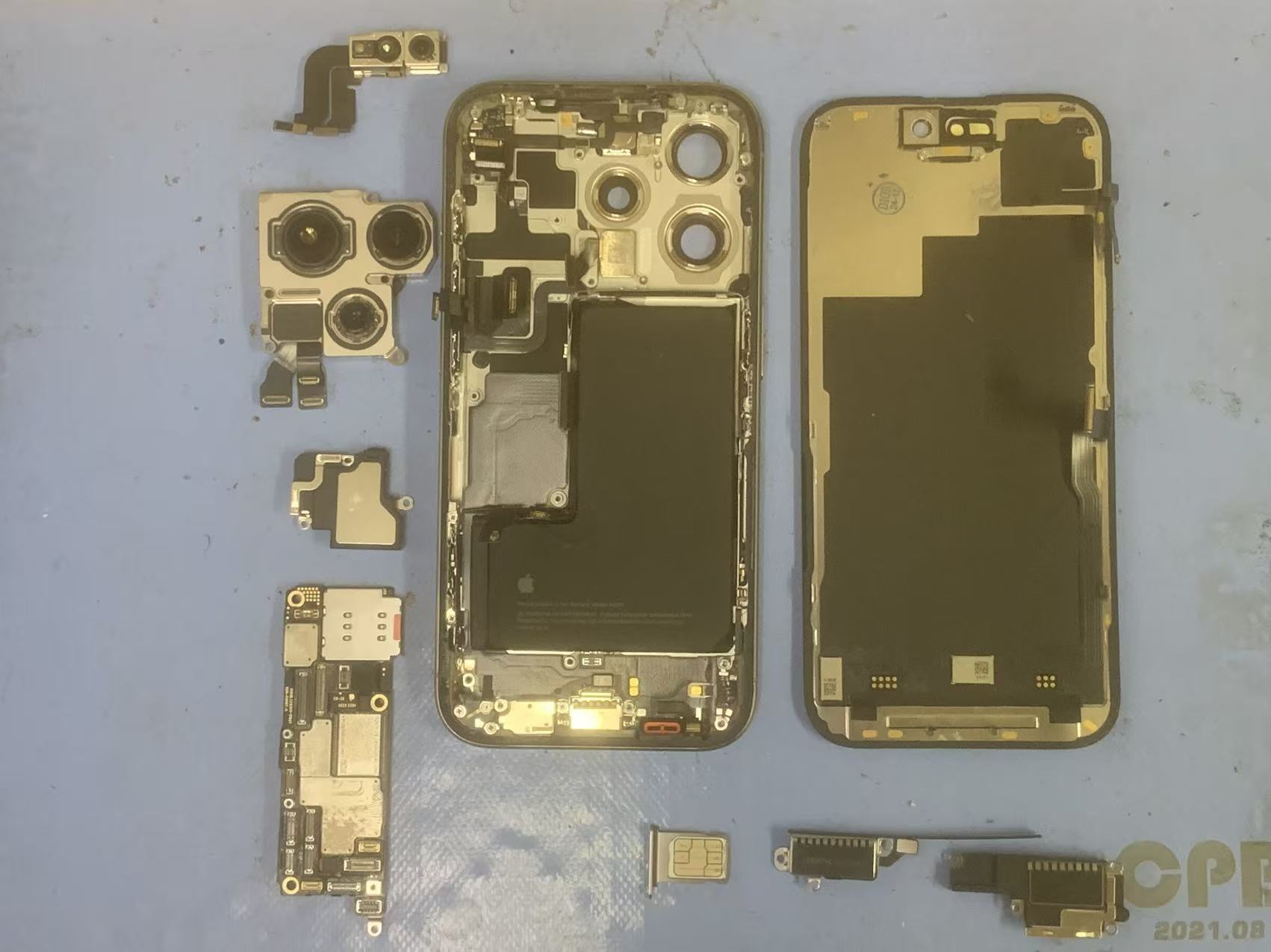 1779271829625952.jpg iphone15pro-water-damage-repair-namba-osaka.jpg