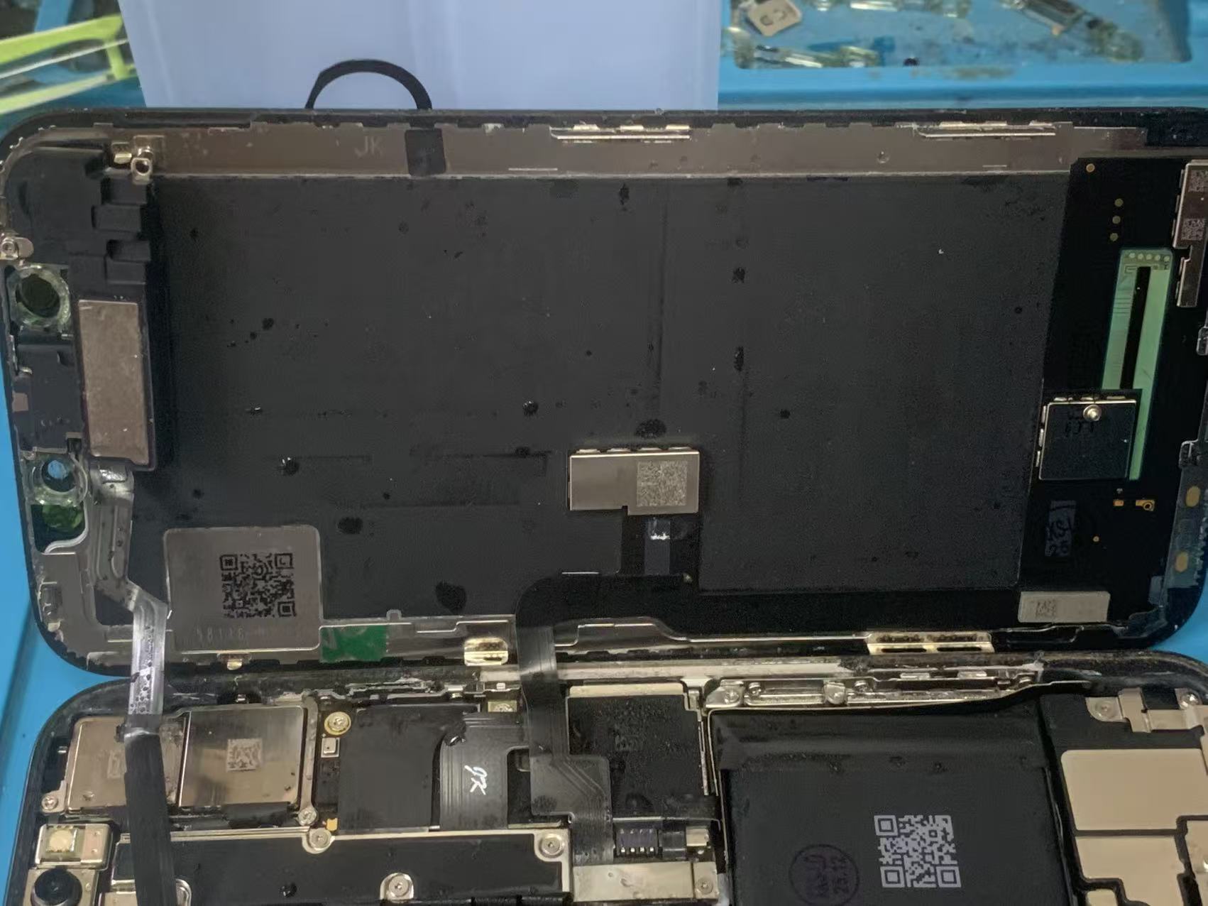 1779608446157395.jpg iphonex-water-damage-screen-battery-repair (3).jpg