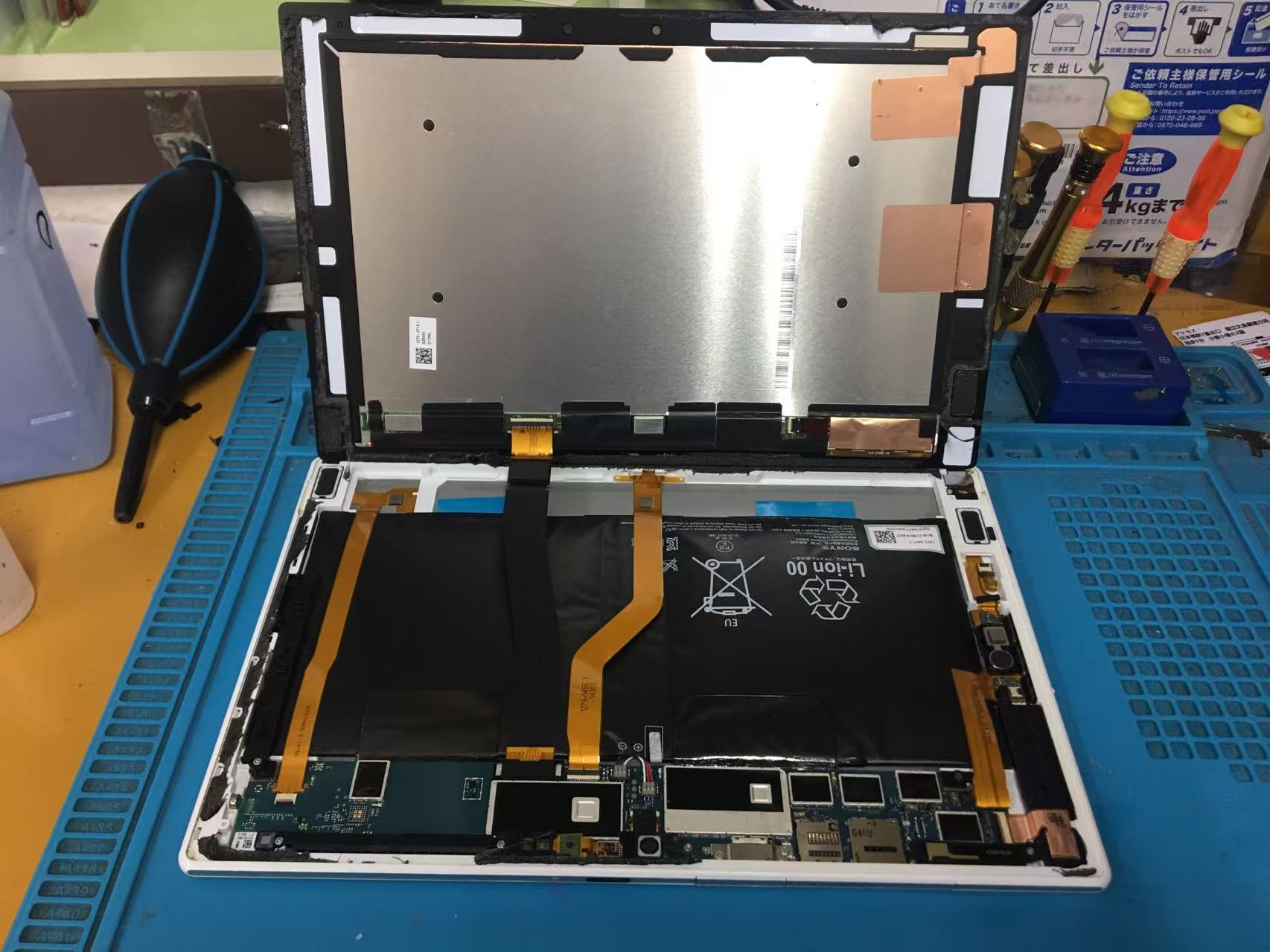 1779614694651674.jpg xperia-z2-tablet-battery-repair-osaka-nipponbashi (1).jpg