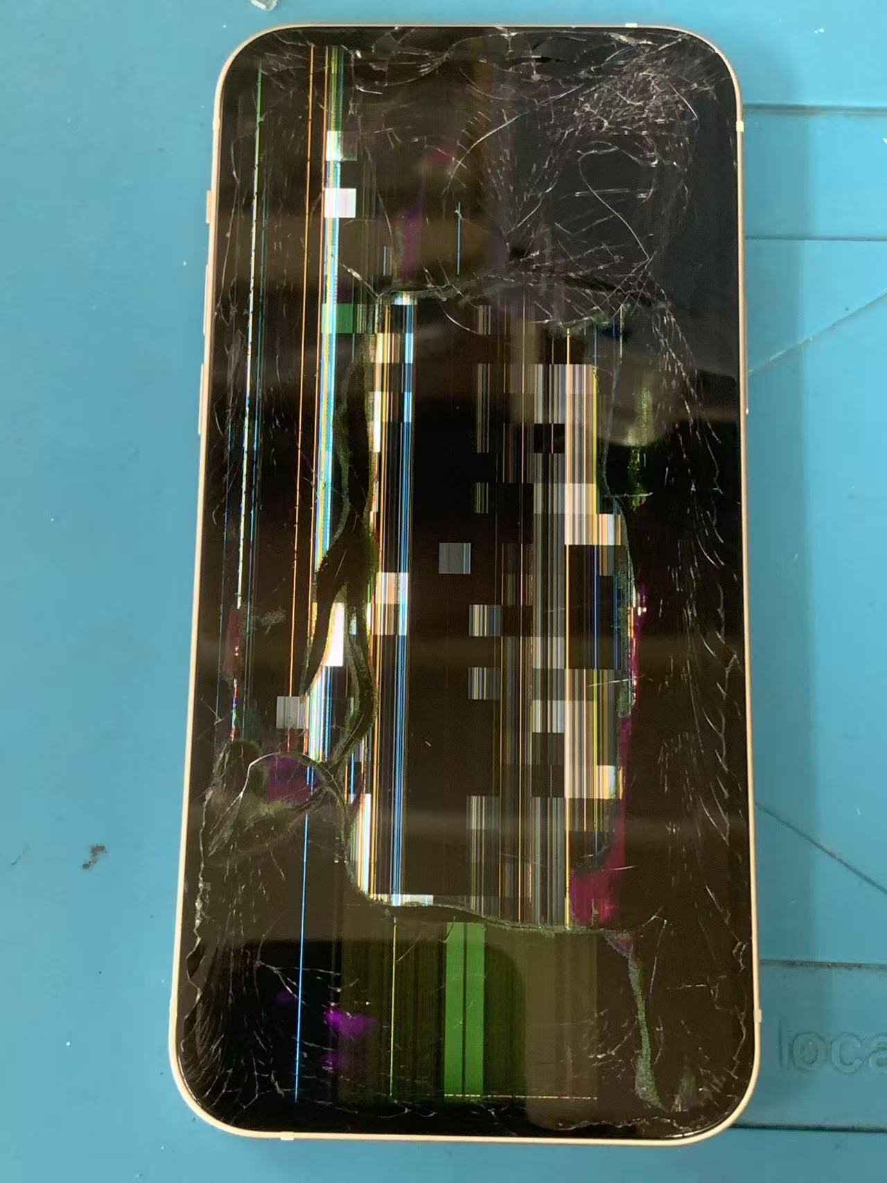 iphone12-liquid-display-repair-namba-osaka (1).jpg