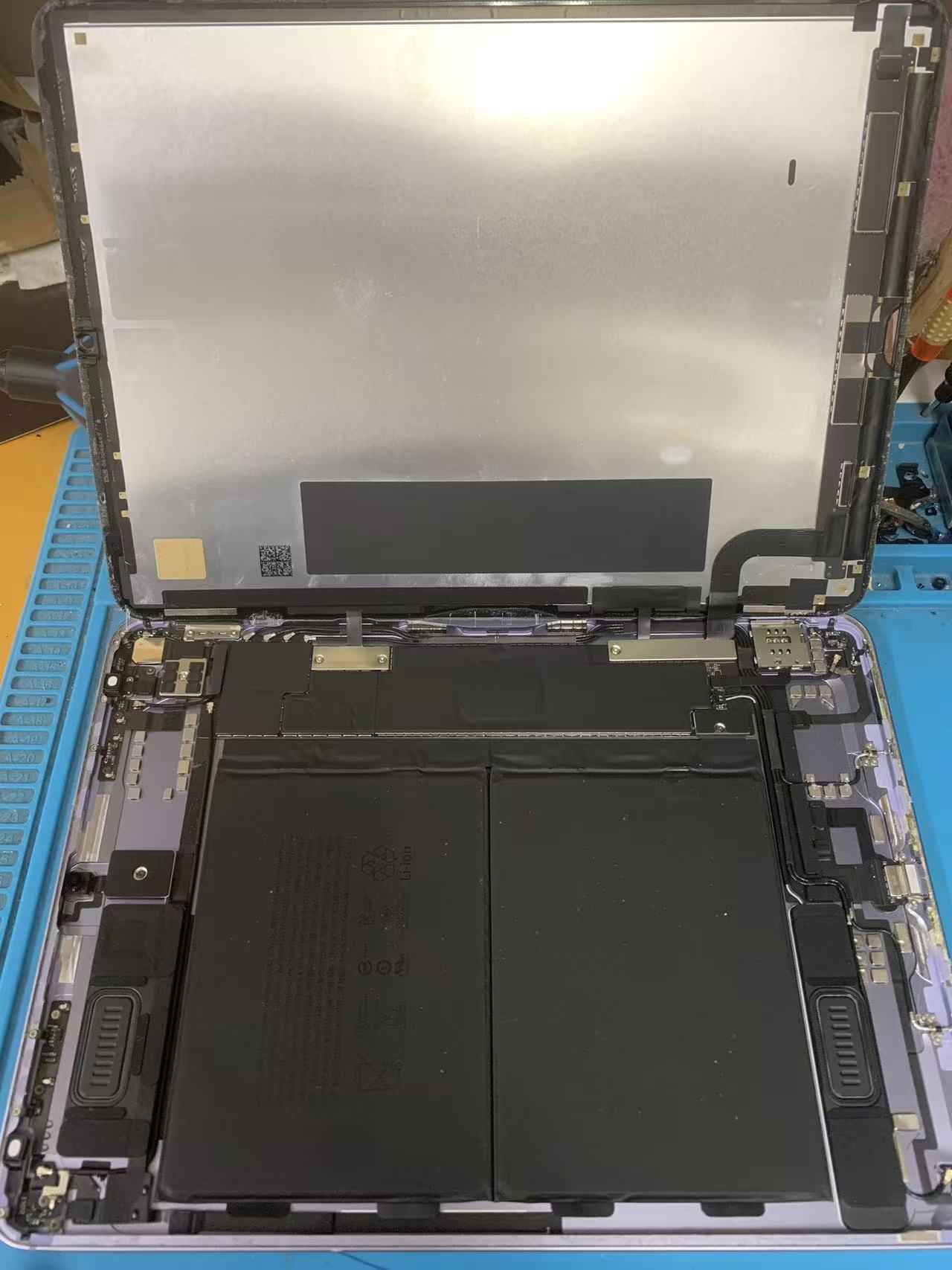 ipad-air5-display-repair-osaka-nanba (5).jpg