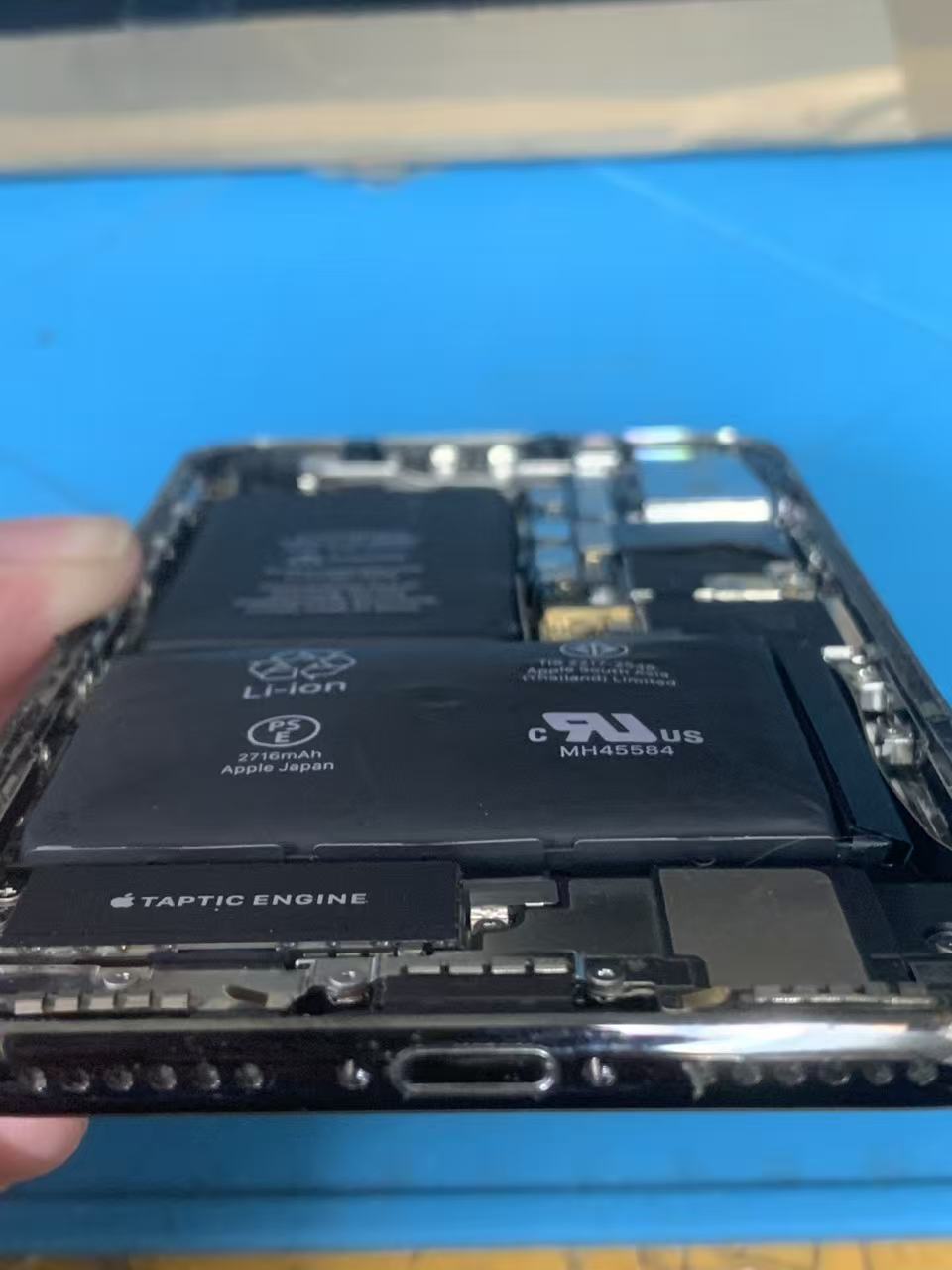1780304514411454.jpg iphonex-battery-expansion-repair-report-osaka (7).jpg