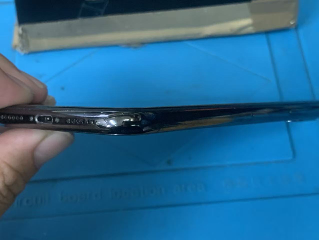 1780304581211702.jpg iphonex-battery-expansion-repair-report-osaka (15).jpg