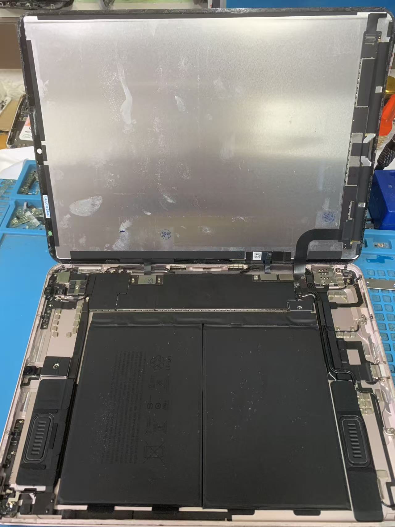 ipad-air4-touch-panel-exchange-repair-report-osaka-namba-japan (5).jpg