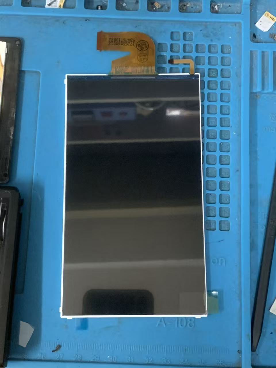 1781410874141545.jpg nintendo-switch-lcd-screen-repair-osaka-namba-nipponbashi-display-replacement-report (4).jpg