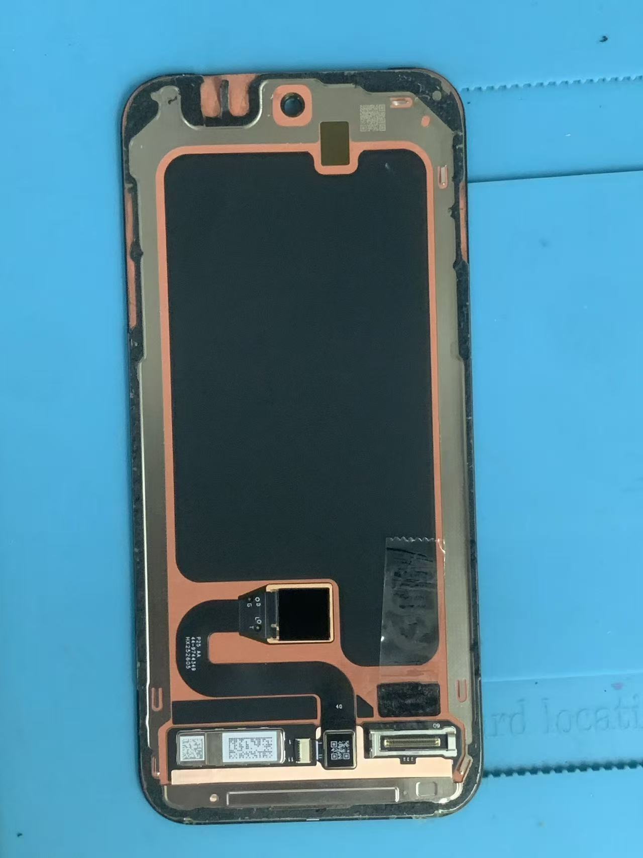 1784434087167919.jpg google-pixel10-ekisyou-koukan-gamen-shuuri-shuuri-report-display-replacement-osaka-namba-nihonbashi-smartphone-repair-center (3).jpg